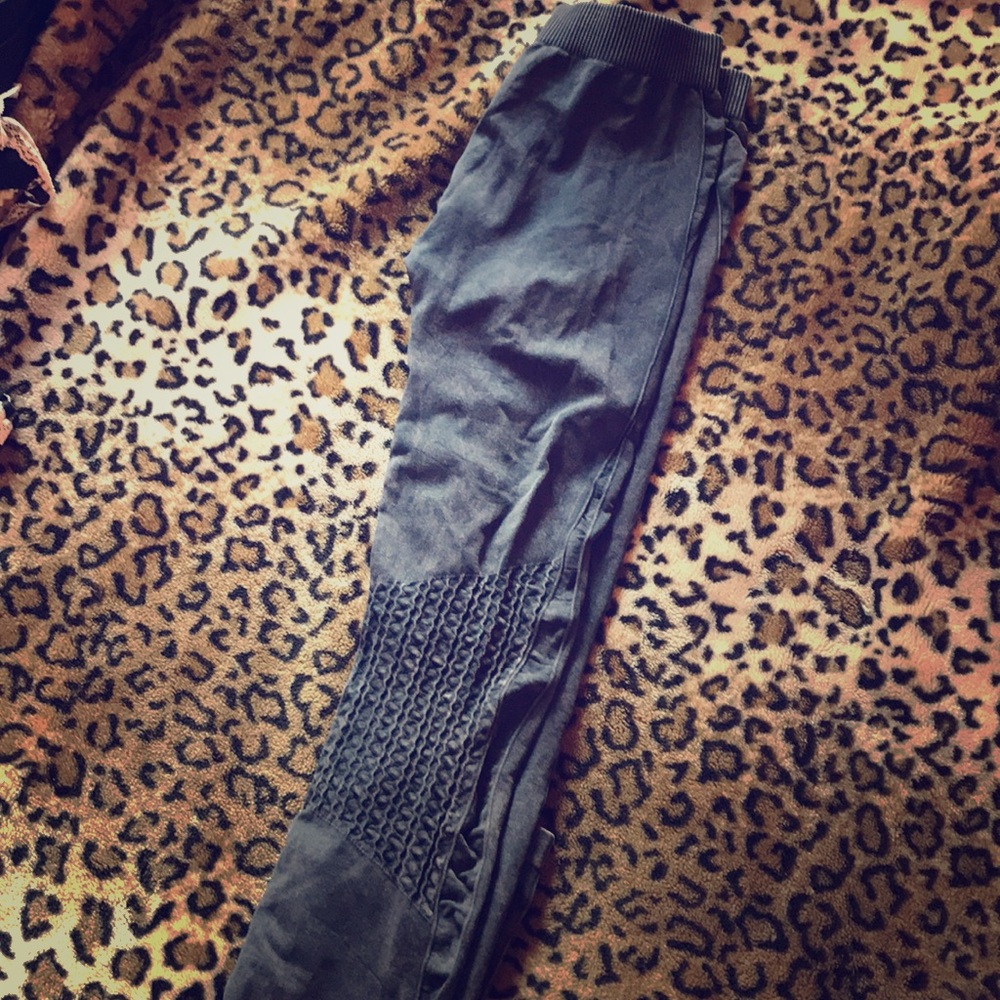 Charcoal leggings
